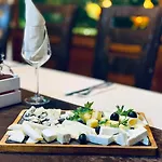 Meatsa Ξενοδοχείο