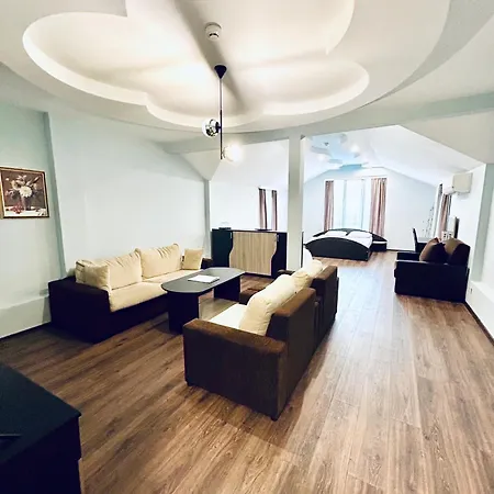 Meatsa Hotel 2*